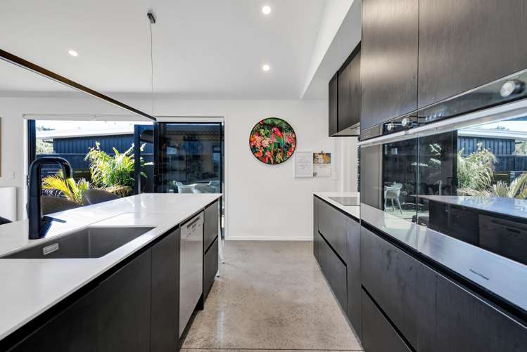 6 Birdie Lane Waiwhakaiho_4