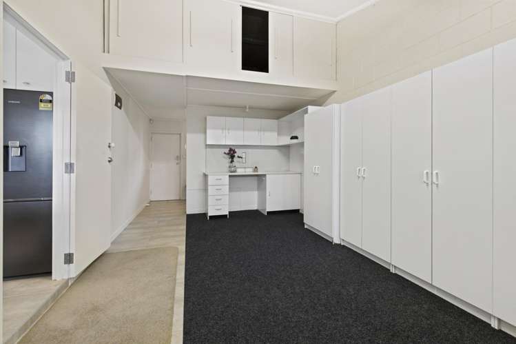 2/27a Eastern Beach Road Eastern Beach_17