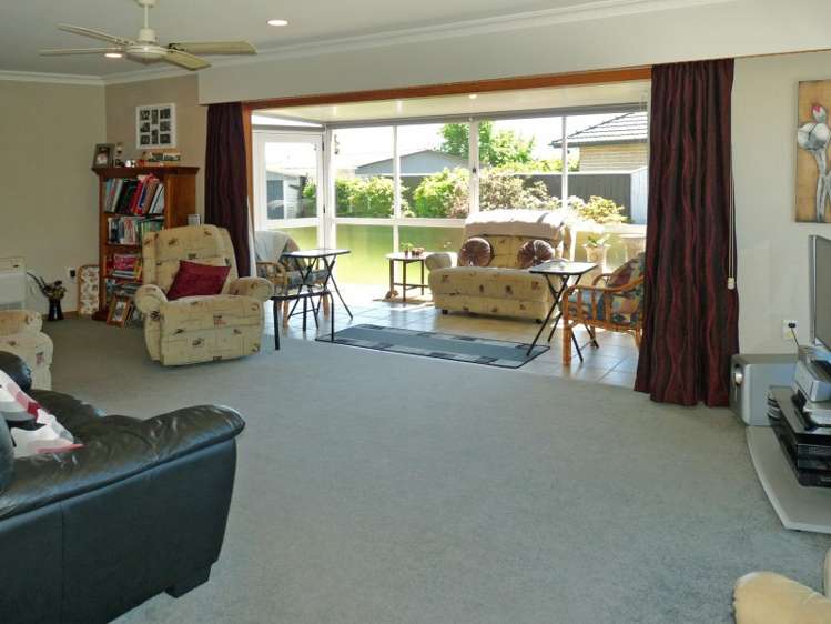 12 Reeves Street Stoke_7