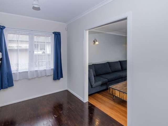 2 Tindall Crescent Otara_3