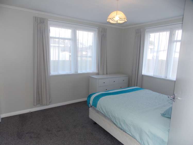 23a Robinson Crescent Westbrook_13