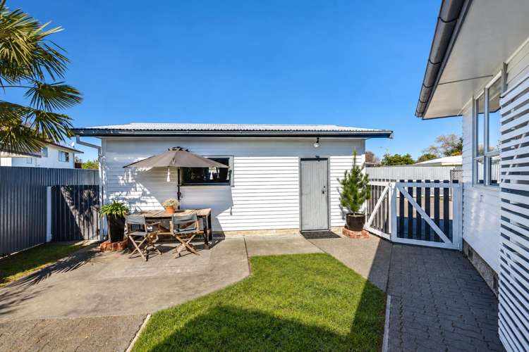 8 Brown Street Taradale_15