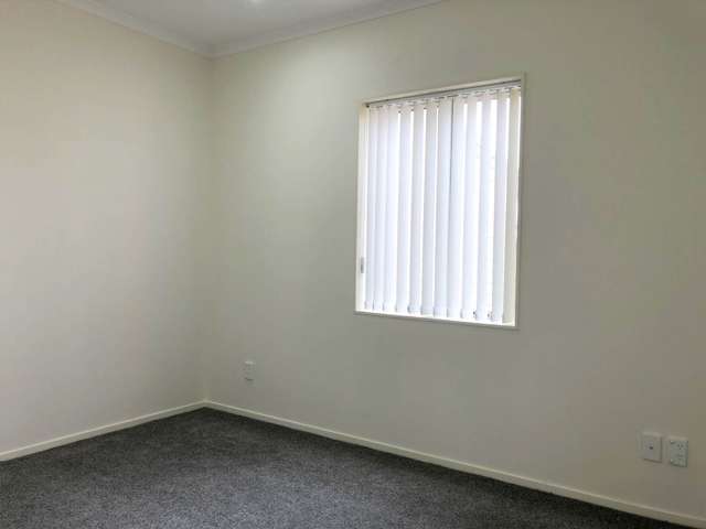 9 Warbler Crescent Papakura_3