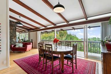 865 West Coast Road_1