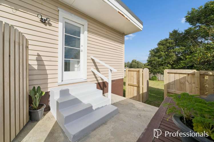 67 Tasman Road Otaki Beach_14