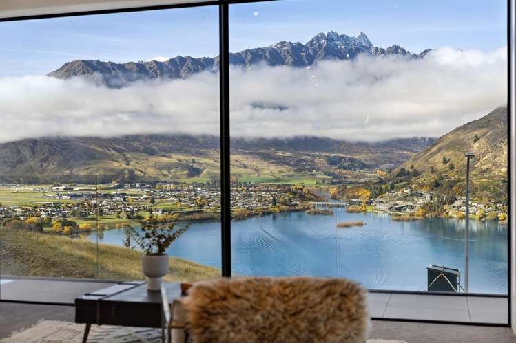 6 Florence Close Queenstown Hill_7