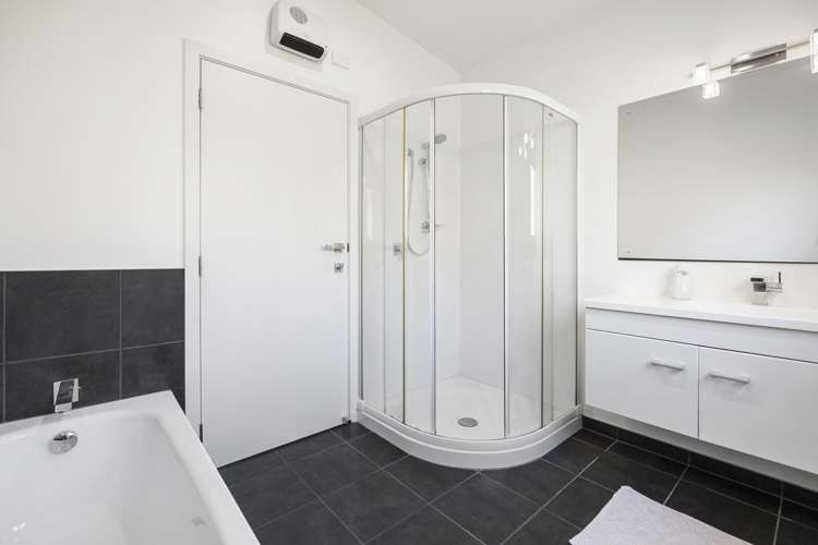 13 Sretlaw Place Brockville_14