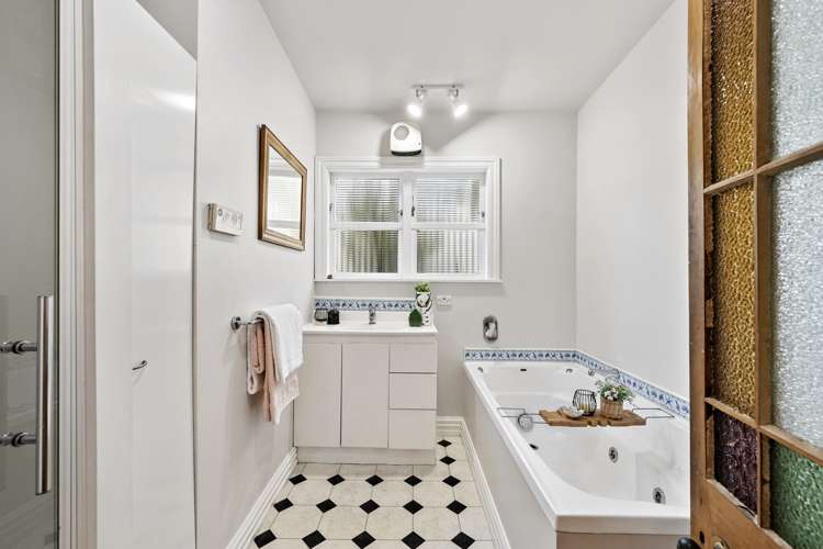 82 Elizabeth Street Mount Victoria_12