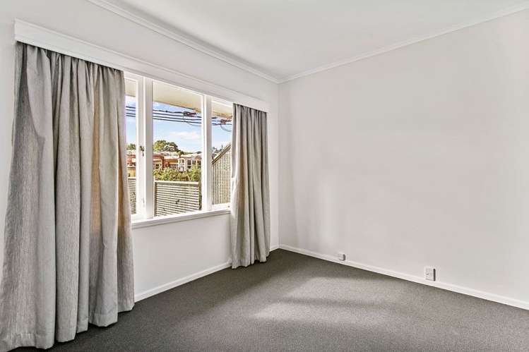 2/42A Clonbern Road Remuera_6