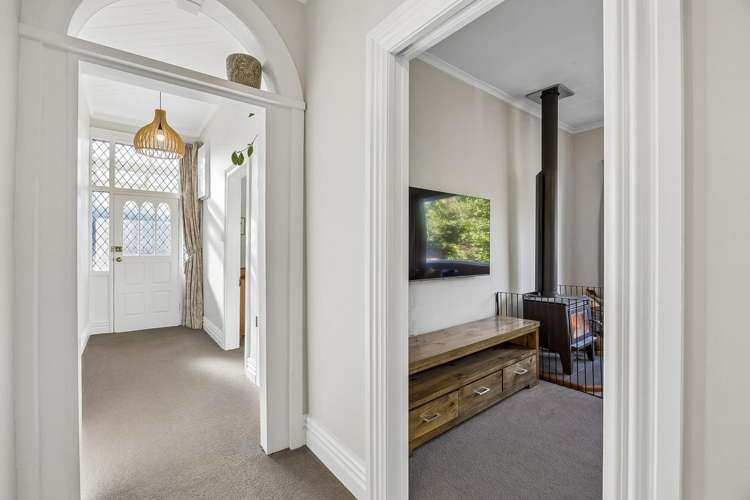 11 Hazel Avenue Caversham_1