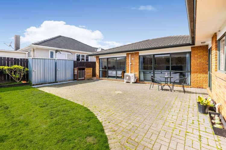 2/14 Prictor Street Papakura_4