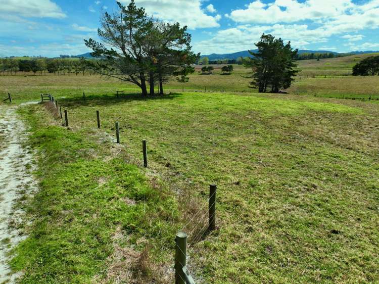 56 Lawrence Road Kaiwaka_18