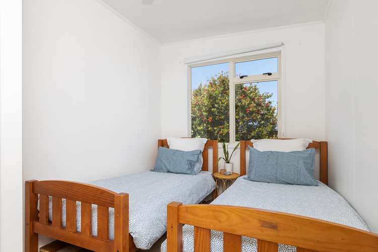 58 Blue Pacific Parade Riversdale Beach_8