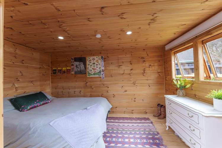 2/17b Prestons Road Redwood_14