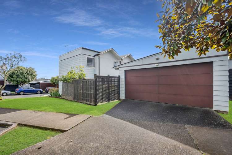 1 Kirikiri Lane East Tamaki_15