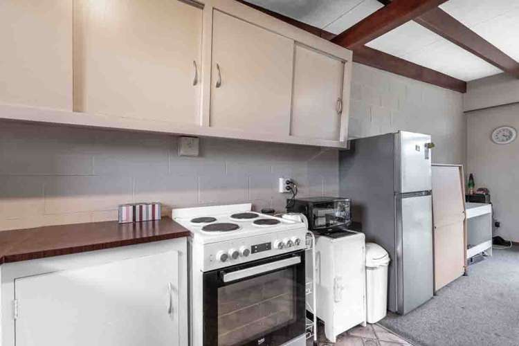 2/50 Fulton Street Gladstone_7