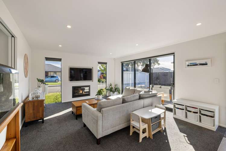 22 Durells Crescent_5