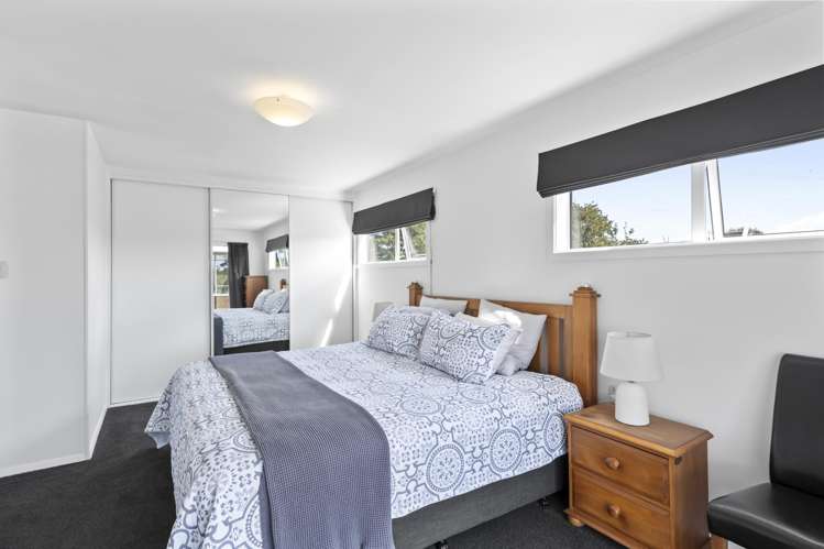 241 Shortland Street Aranui_8