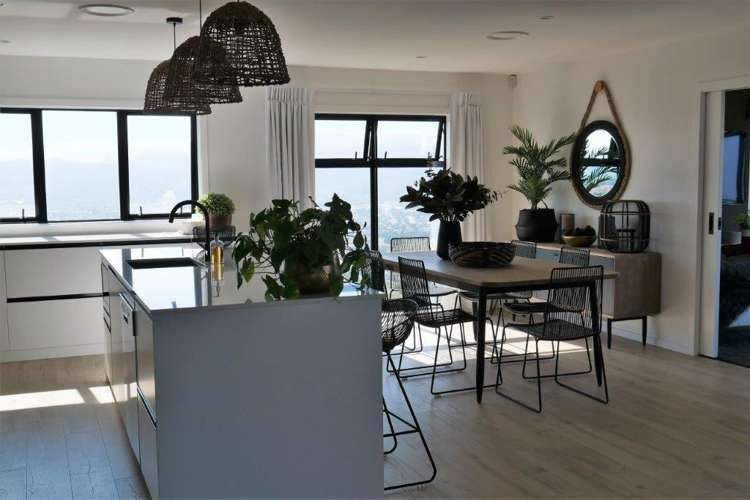 39 Meadowbank Drive Belmont_6