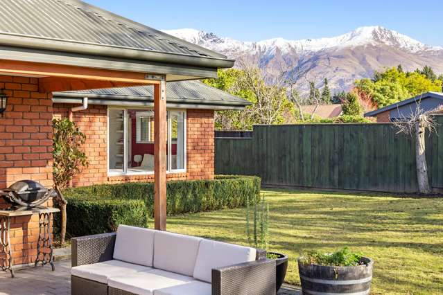 92 Mount Iron Drive Wanaka_1