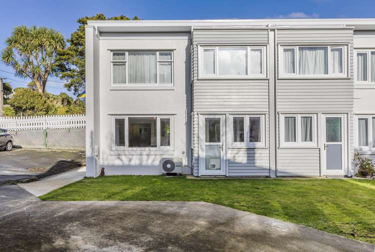 5/18 Agra Crescent Khandallah_11