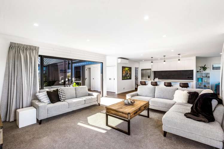 48 Ngaru Crescent Wharewaka_9