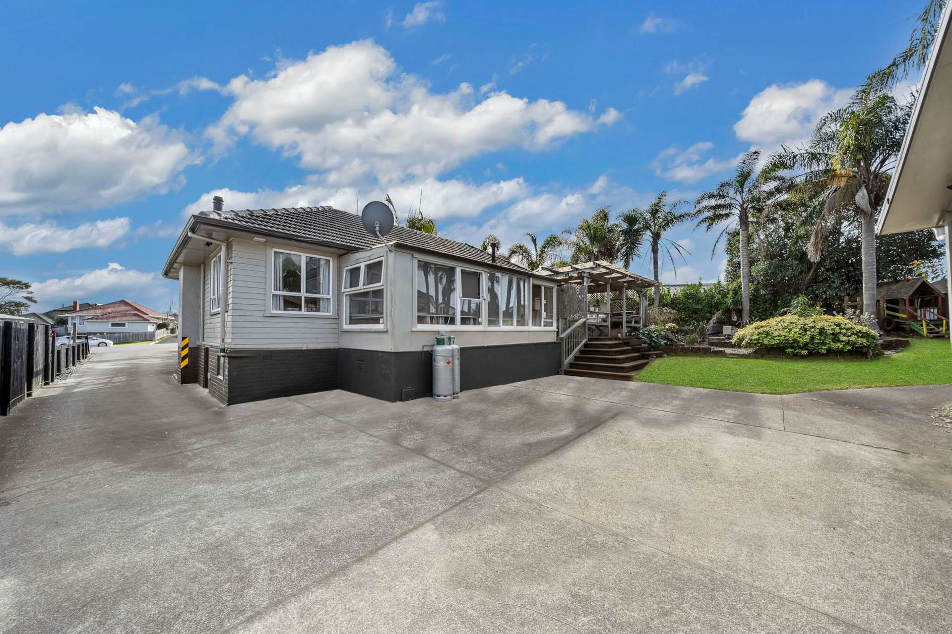13 Gladfield Lane Te Atatu Peninsula_0