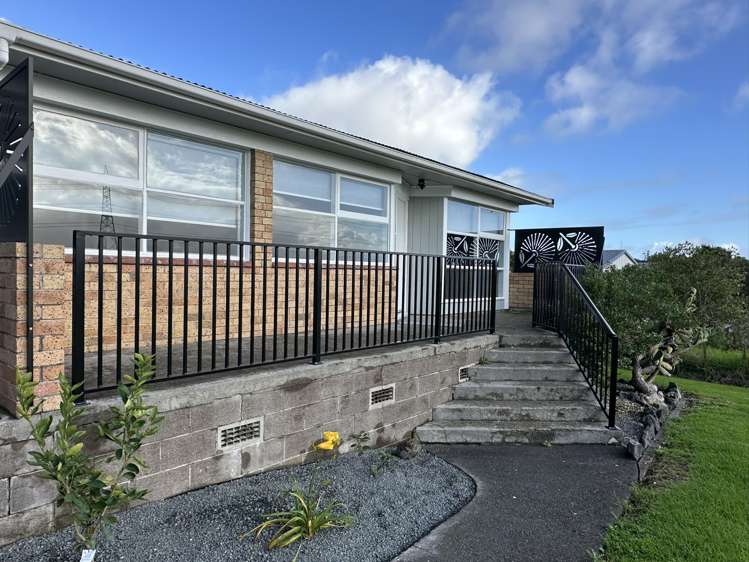 3/84a Royal View Road_0