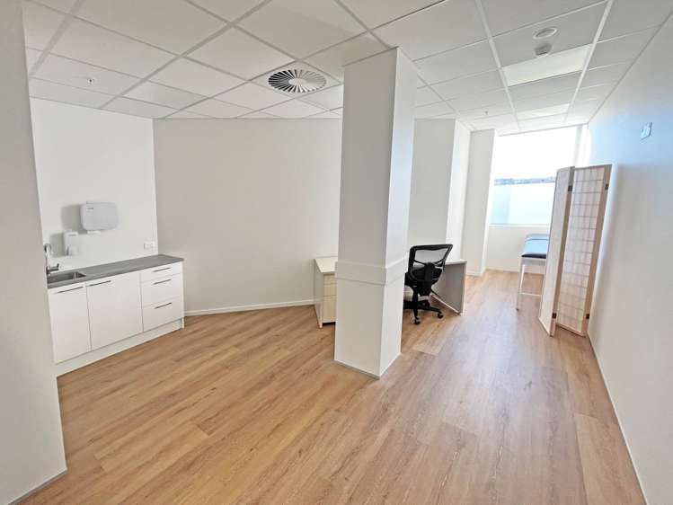 Level 1/211 Ormiston Road Flat Bush_11
