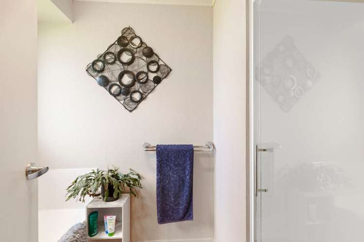 10 Cynthia Crescent Te Aroha_15