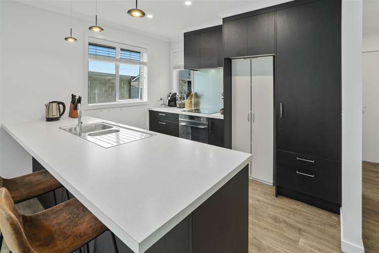 18a Maitland Avenue Stoke_5