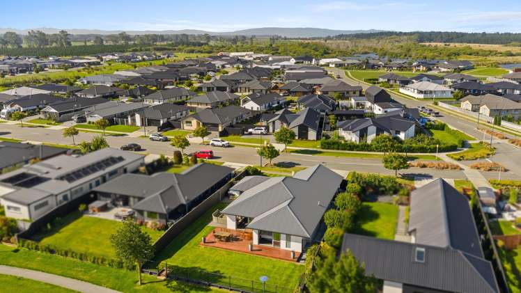 62 Tiritiri Moana Drive Pegasus_36