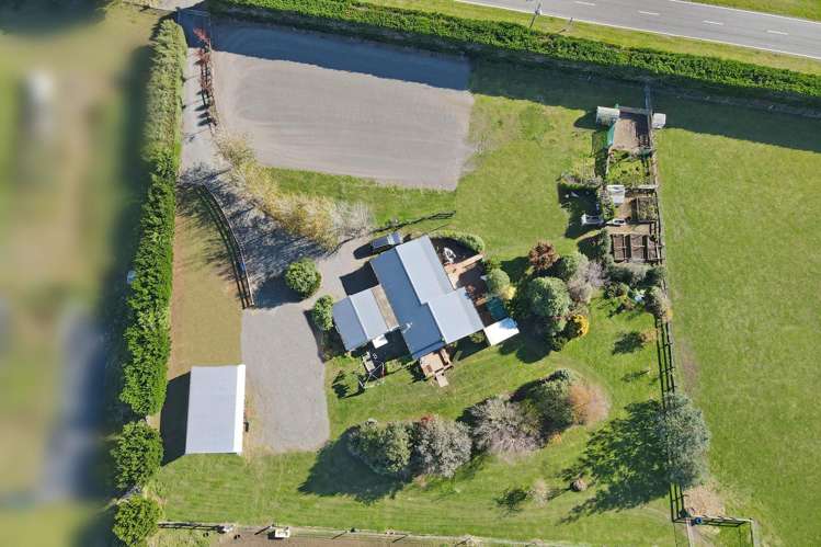 1122 Poyntzs Road West Eyreton_44