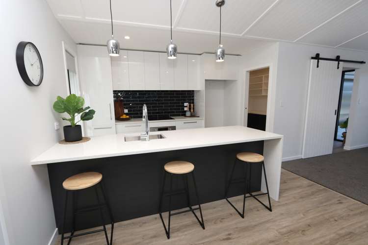 21 Redhaven Rise Netherby_8