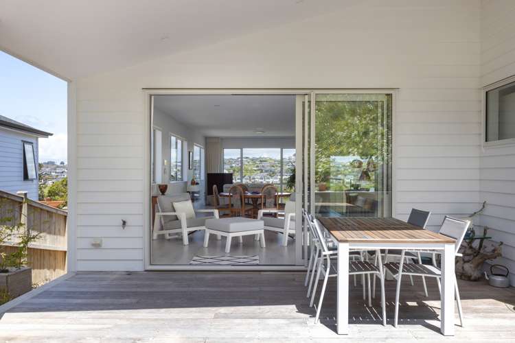 138 Arran Point Parade Orewa_16