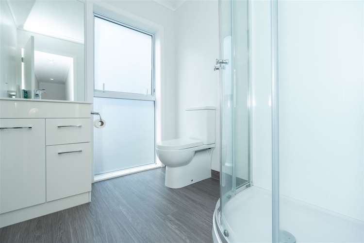 8/4 Palmerston Street Hamilton Central_7