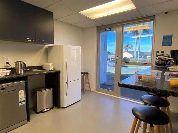 Tenancy 1 8 Karewa Place Pukete_6