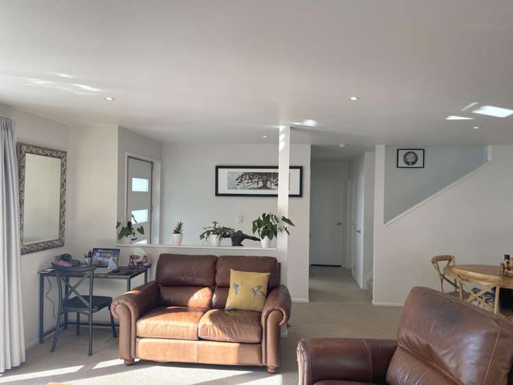 8B Beach Road Manly_2