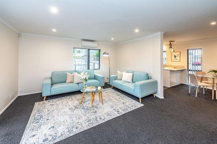 1 Loader Place Tawhero_15