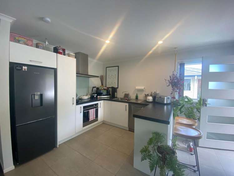 2/31 Evans Road Glen Eden_1