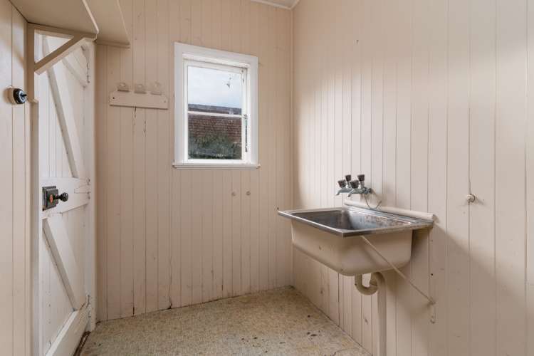 19 Masters Crescent Masterton_10