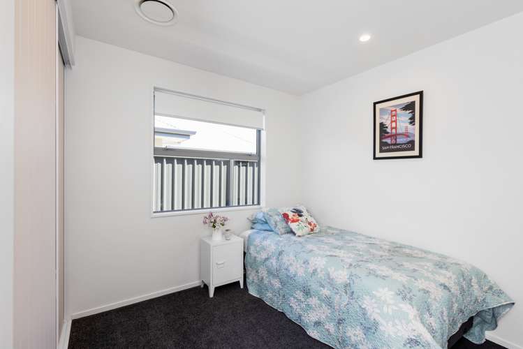 16 Pelorus Avenue Poraiti_12