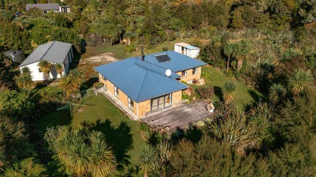 Lifestyle, Three-Bedroom Brick Home
