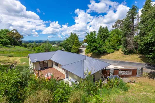 5 Windsor Road Waipawa_1