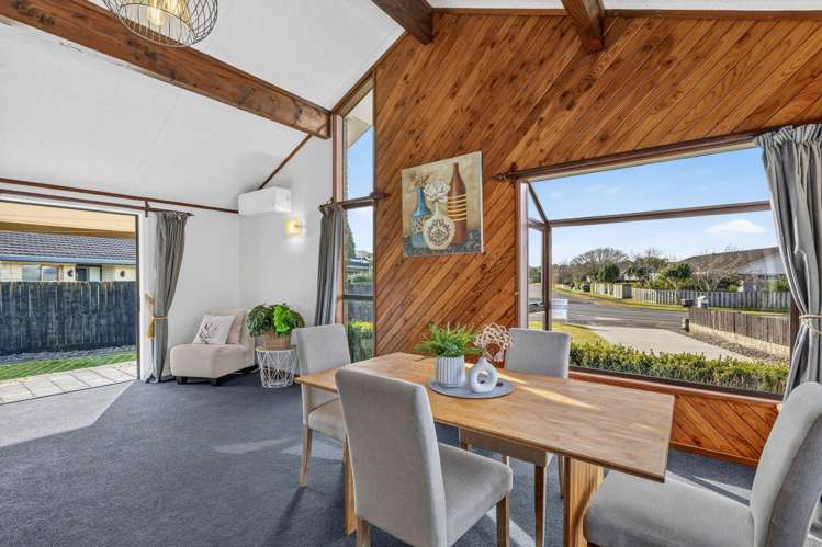 18 Knightsbridge Place Dinsdale_4
