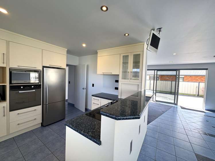 20 Crossleigh Crescent Balclutha_3