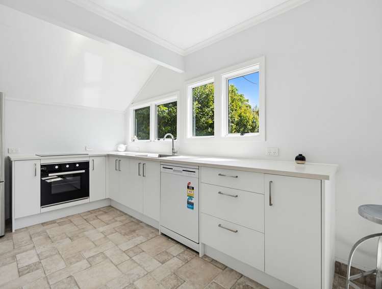 8 Withers Road Glen Eden_9