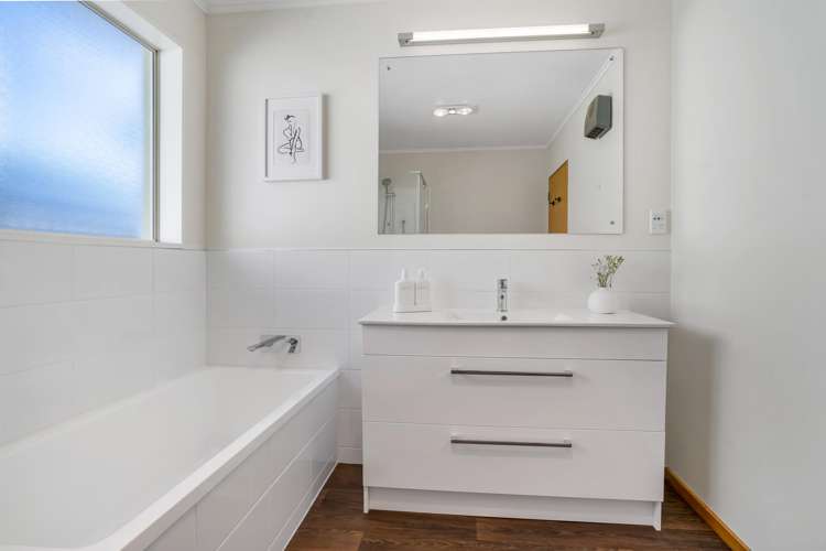 7 Daley Place Winton_14