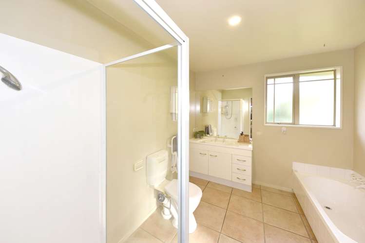 8 Scarlet Lane Redwood_11