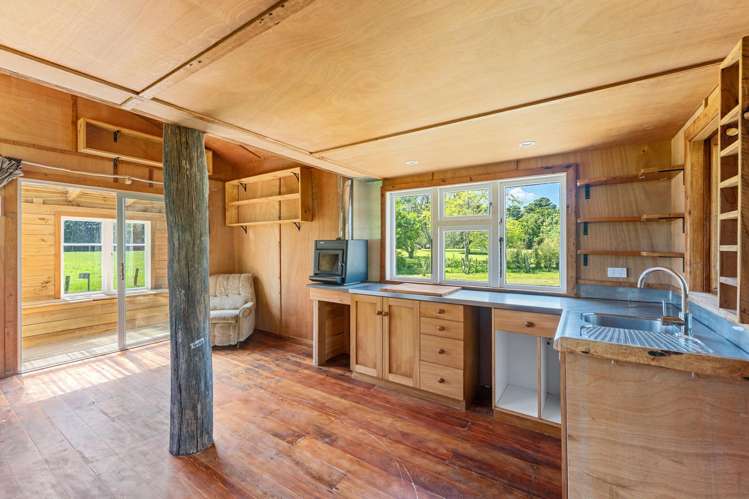 542 Otaki Gorge Road Te Horo_15